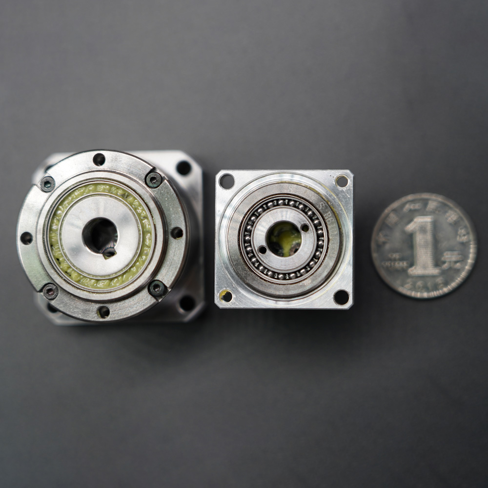 FSN 轻量型谐波减速器 Harmonic Reducer — 微型帽型